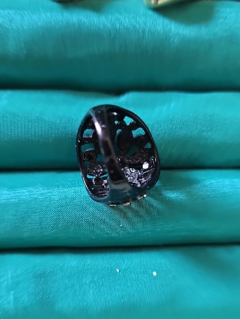 Statement Ring - Picture 3 of 4